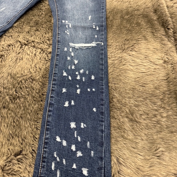 Men's Amiri Jeans - Picture 3 of 6